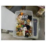 Tote Of Beanie Babies & Other Stuffed Animals Tote Of Beanie Babies & Other Stuffed Animals