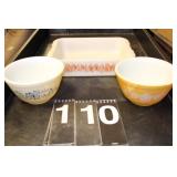 1 Proctor Silex Baking Dish  ~ 2 Pyrex Bowls
