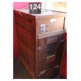 Favorite Incubator 46" X 36 1/2" X 22"