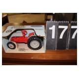 Ertl Ford 8N