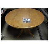 Round Oak Table