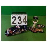 1999 Monte Carlo  - 1998 Dale Earnhardt Figure