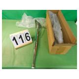 Box W/ 4 New Table Legs 21.5" L Box W/ 4 New Table Legs 21.5" L