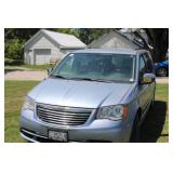 2012 Chrysler Town and Country Van odometer shows