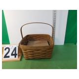 Longaberger Pie Basket 12 1/2 X 12 1/2