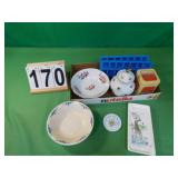 Box W/ Tea Pot - Ice Trays - Spoon Holder