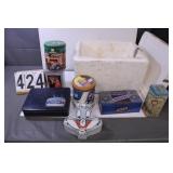 Foam Cooler W/ Tins Includes Bugs Bunny Tin