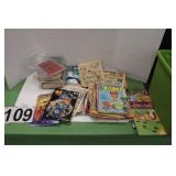 Green Tote W/ Various Comic Books