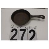 Benjamin Medwin 6.5' Cast Iron Skillet
