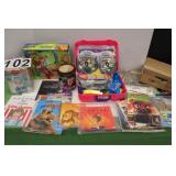 Mighty Beanz Race Track ~ Mom's Taxi ~ Books &