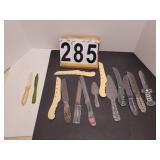 Mostly Clear Plastic Knifes