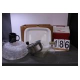 Plastic Cake Plate - Food Mill - White Meat Tray