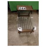 Glass Top End Table 20.5'T X 19'W X 32'D