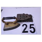 Simplex Sad Iron W/ Stand