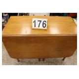 Drop Leaf Table 29' X 41' X 23' Folded
