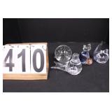 Glass Paper Weights Includes 2 Birds -