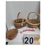 Metal Spice Cans ~ 3 Baskets