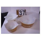 Pyrex Butterfly Gold Bowls