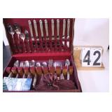 Holmes & Edwards Inlaid Silverplate Flat Ware Set