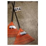 Pair of Black & Decker Leaf Rakes (New)