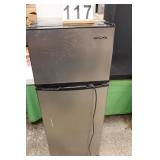 Thomson Refrigerator Apt. Size Powers On