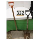 Snow Shovel ~ Round Tip Shovel