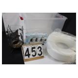 Clear Tote No Lid W/  Pack Of Light Bulbs -