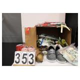 Box W/ Shoes Size 10 Womens  - Small Globe-
