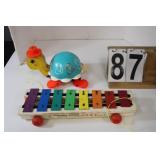 Fisher Price Turtle 1962 - Fisher Price Xylophone-