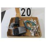 Flat W/ Energizer Battery Charger - Dog Nail -