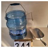 Ice Bucket w/Scoop