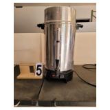 West Bend 100 Cup Coffee Maker (Heats Up)