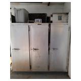 Traulsen Refrigerator of Freezer 81 X 77 X 35