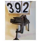 Athol M-N-F CO 2 1/4 Vice