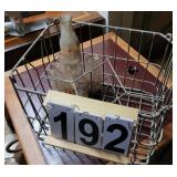 1 Gallon Wire Crate w/5 Charlottedale Dairy Pint