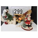 Clear Tote W/ Lid W/ Holiday Decor