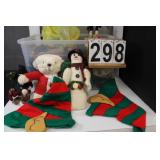 Clear Tote W/ Lid W/ Holiday Stuffed Animals