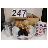Box W/ Patriotic Bowls - Little Silver Pails