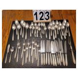 Flat of Community Grosvenor Flat Ware ~ Serving