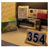 GE Toaster Oven ~ Toaster ~ Hand Mixer ~ French Fr