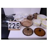 Box of Glassware w/ Bowls ~ Pans ~ Baking Dishes