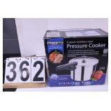 Presto 6 Quart Pressure Cooker (New)