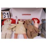 Box of VTG Raggedy Ann & Andy Dolls & Bears
