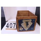 Wenoka Wooden Apple Box  10.75" X 19.5" X 12.25"