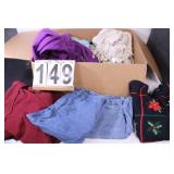 Box Of Clothes W/ Sweaters Size M - Jeans -