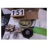 Box W/ Avon Fountain - Planter - Small Basket