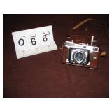 Vintage Camera Voigtlander Vitessa with Manual.