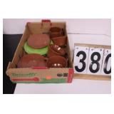 Flat W/ Plastic Dishes