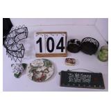 Flat W/ Candle Holders - Sign - Wall Plaque
