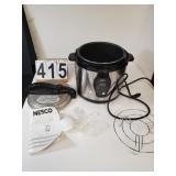 Nesco Pressure Cooker (Powers On )